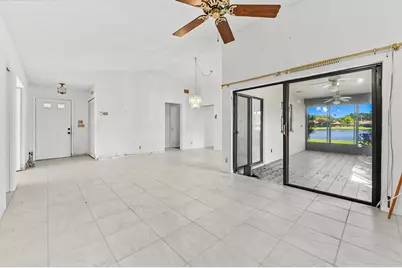 5537 Parkwalk Circle E, Boynton Beach, FL 33472 - Photo 5