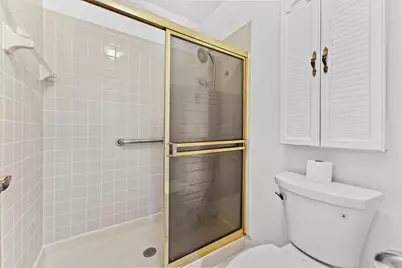 5537 Parkwalk Circle E, Boynton Beach, FL 33472 - Photo 11
