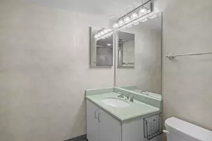 3400 N Ocean Dr, Singer Island, FL 33404 - Photo 29