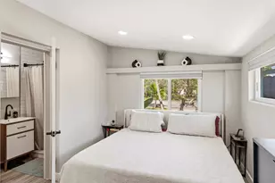 1636 NE 17th Terrace, Fort Lauderdale, FL 33305 - Photo 11