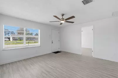 311 Essex Drive, Fort Pierce, FL 34946 - Photo 9