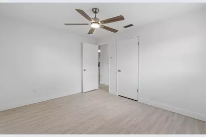 311 Essex Drive, Fort Pierce, FL 34946 - Photo 19