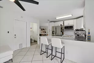 10870 NW 12th Dr, Plantation, FL 33322 - Photo 15