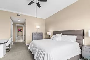 2650 Lake Shore Dr, Riviera Beach, FL 33404 - Photo 13