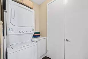 2650 Lake Shore Dr, Riviera Beach, FL 33404 - Photo 23