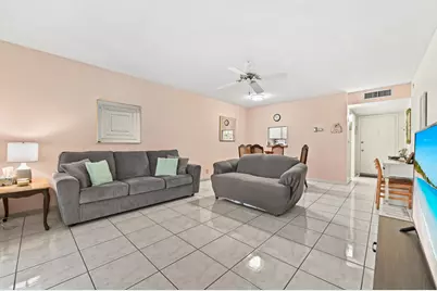 701 Lori Drive #202, Palm Springs, FL 33461 - Photo 3