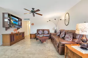 201 Valencia I, Delray Beach, FL 33446 - Photo 3