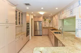 437 French Royale Cir, Atlantis, FL 33462 - Photo 13