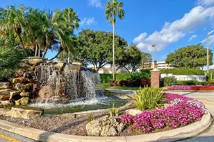 437 French Royale Cir, Atlantis, FL 33462 - Photo 39