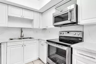3421 NE 15th Ave, Oakland Park, FL 33334 - Photo 37