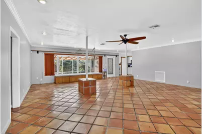 742 Hollywood Boulevard, Hollywood, FL 33019 - Photo 5