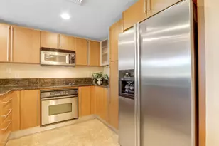 610 Clematis St, West Palm Beach, FL 33401 - Photo 3