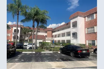 601 SE 5th Court #102, Fort Lauderdale, FL 33301 - Photo 5