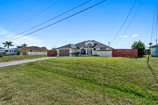 434 SW Jeanne Ave, Port Saint Lucie, FL 34953 - Photo 3