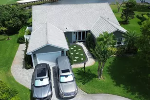 11 Holly Dr, Boynton Beach, FL 33436 - Photo 3