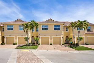 680 SW Glen Crest Way, Stuart, FL 34997 - Photo 33