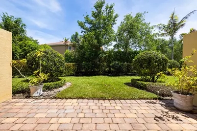 680 SW Glen Crest Way, Stuart, FL 34997 - Photo 29