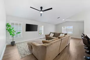 2540 NW 80th Ave, Margate, FL 33063 - Photo 5