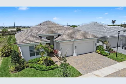 9483 SW Pinnacle Place N, Port Saint Lucie, FL 34987 - Photo 3