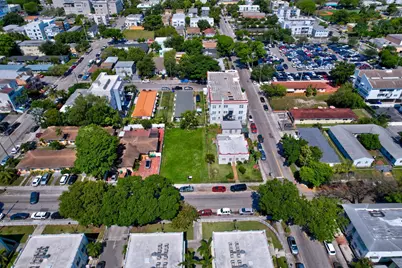 512 SW 6th Avenue, Miami, FL 33130 - Photo 3
