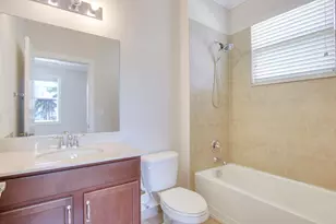 12101 SW Aventino Dr, Port Saint Lucie, FL 34987 - Photo 39