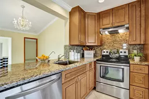 2105 SW 17th Cir, Deerfield Beach, FL 33442 - Photo 9