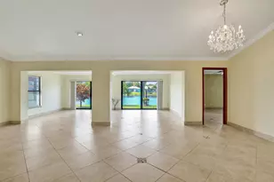2105 SW 17th Cir, Deerfield Beach, FL 33442 - Photo 17