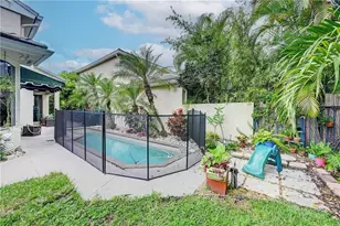 8171 Hampton Wood Dr, Boca Raton, FL 33433 - Photo 37
