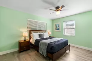 702 W Bloxham St, Lantana, FL 33462 - Photo 11