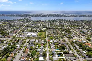702 W Bloxham St, Lantana, FL 33462 - Photo 29