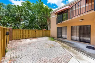 8050 Severn Dr, Boca Raton, FL 33433 - Photo 3