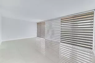 9240 Fontainebleau Blvd, Miami, FL 33172 - Photo 3