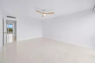 9240 Fontainebleau Blvd, Miami, FL 33172 - Photo 27