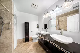 3909 Parkside Ln, Hollywood, FL 33021 - Photo 35