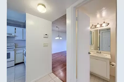 1065 NW 106th Terrace #102, Pembroke Pines, FL 33026 - Photo 25
