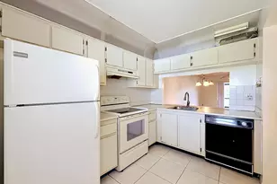 1065 NW 106th Terrace, Pembroke Pines, FL 33026 - Photo 13