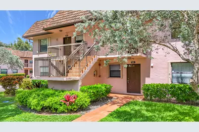1065 NW 106th Terrace #102, Pembroke Pines, FL 33026 - Photo 1