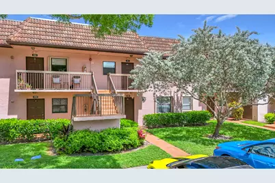 1065 NW 106th Terrace #102, Pembroke Pines, FL 33026 - Photo 3