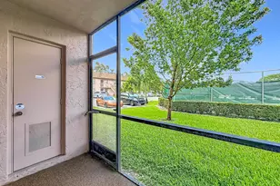 1065 NW 106th Terrace, Pembroke Pines, FL 33026 - Photo 45