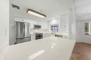 9415 Chelsea Dr N, Plantation, FL 33324 - Photo 9