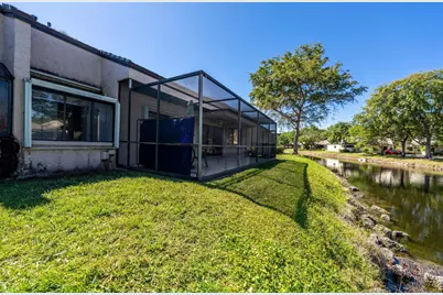 9415 Chelsea Drive N, Plantation, FL 33324 - Photo 27