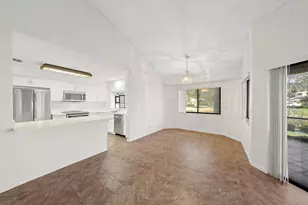9415 Chelsea Dr N, Plantation, FL 33324 - Photo 5