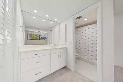 9415 Chelsea Drive N, Plantation, FL 33324 - Photo 19