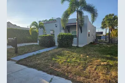 717 Selkirk Street, West Palm Beach, FL 33405 - Photo 1