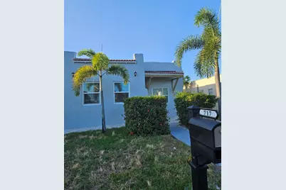 717 Selkirk Street, West Palm Beach, FL 33405 - Photo 3