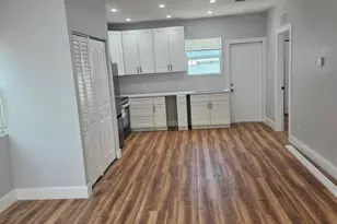 717 Selkirk St, West Palm Beach, FL 33405 - Photo 9