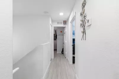 1340 SW 53rd Avenue, North Lauderdale, FL 33068 - Photo 15