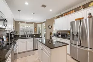 5828 Pine Ridge Cir, Vero Beach, FL 32967 - Photo 11
