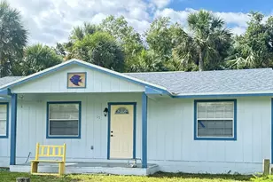 117 Yacht View Ln, Fort Pierce, FL 34946 - Photo 1