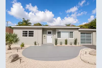 491 NW 2nd Avenue, Boca Raton, FL 33432 - Photo 1